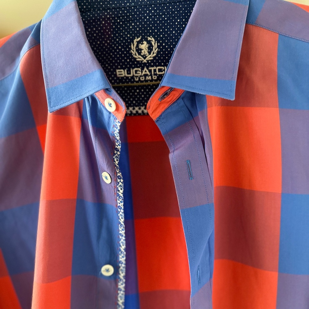 Bugatchi Button Up. Great Condition - image 3